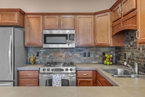 Tiny photo for 61703 Tulip Way, Bend, OR 97702 (MLS # 220219430)