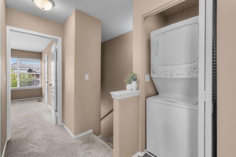 Tiny photo for 61703 Tulip Way, Bend, OR 97702 (MLS # 220219430)