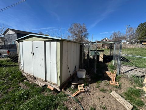 Tiny photo for 3444 Chelsea Street, Klamath Falls, OR 97601 (MLS # 220217714)