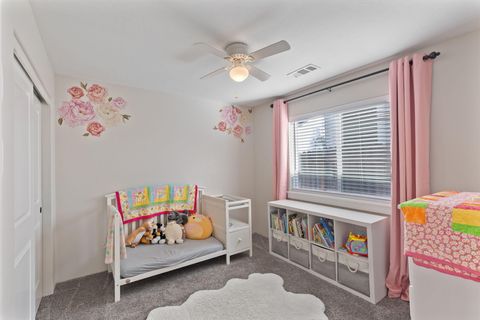 Tiny photo for 110 Linton Way, Eagle Point, OR 97524 (MLS # 220214075)