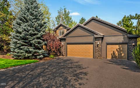 Tiny photo for 61524 Tam McArthur Loop, Bend, OR 97702 (MLS # 220226749)