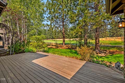 Tiny photo for 61524 Tam McArthur Loop, Bend, OR 97702 (MLS # 220226749)
