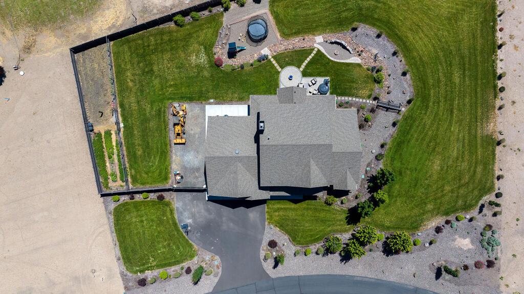 Saddle Ridge - Residential