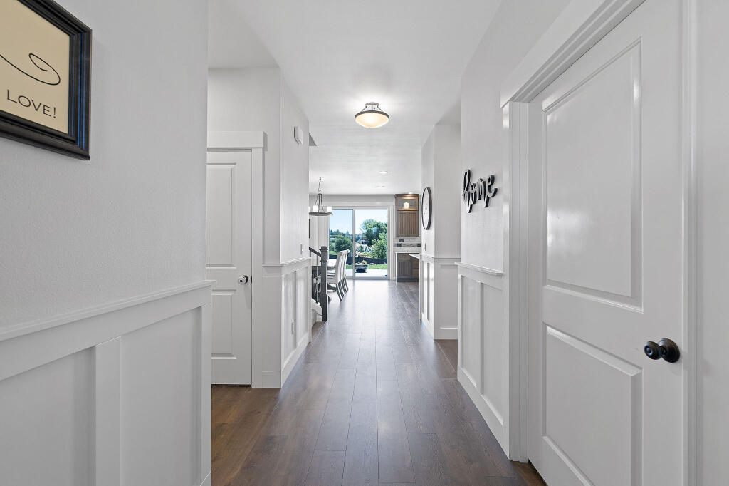 Saddle Ridge - Residential