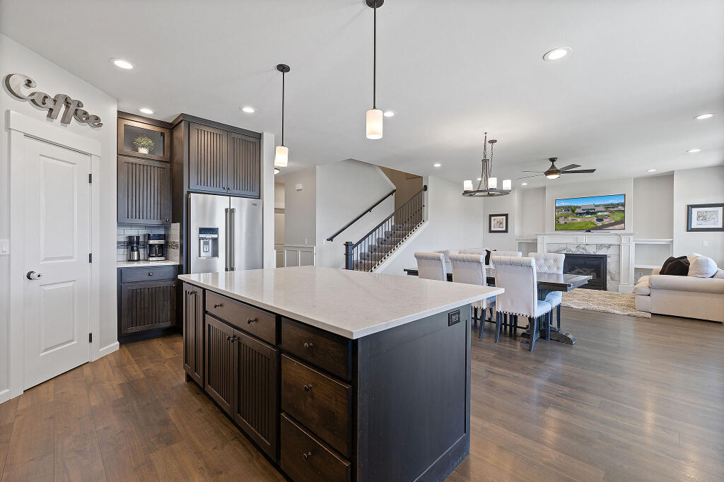 Saddle Ridge - Residential