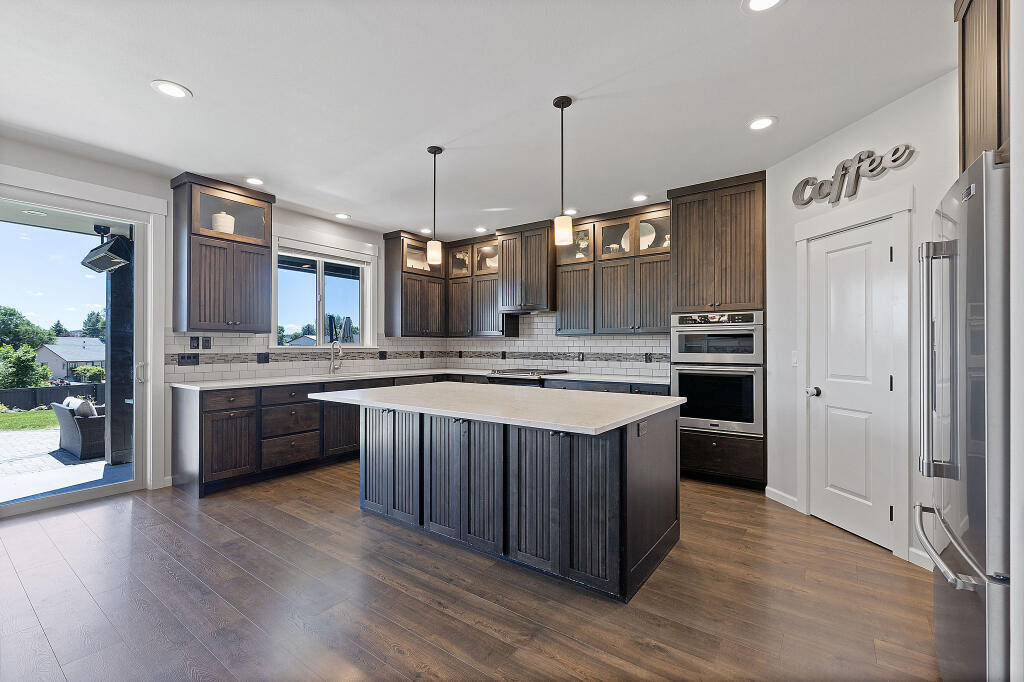 Saddle Ridge - Residential