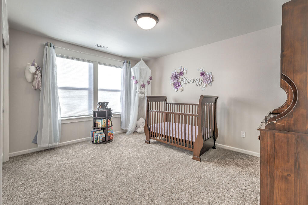 Saddle Ridge - Residential