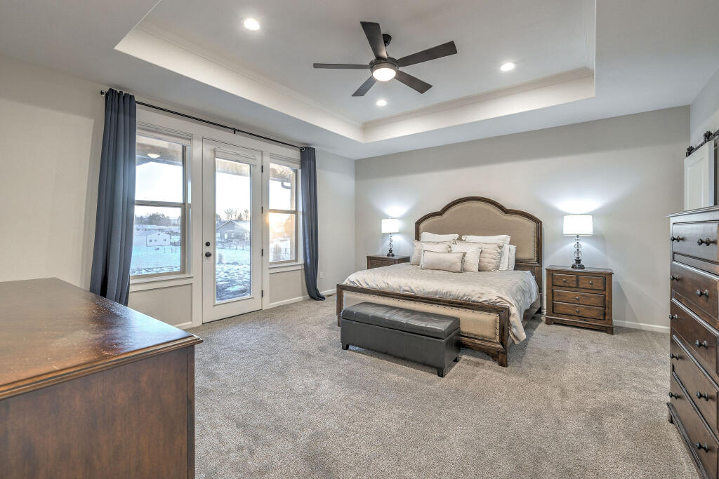 Saddle Ridge - Residential