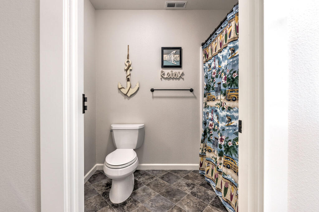 Saddle Ridge - Residential