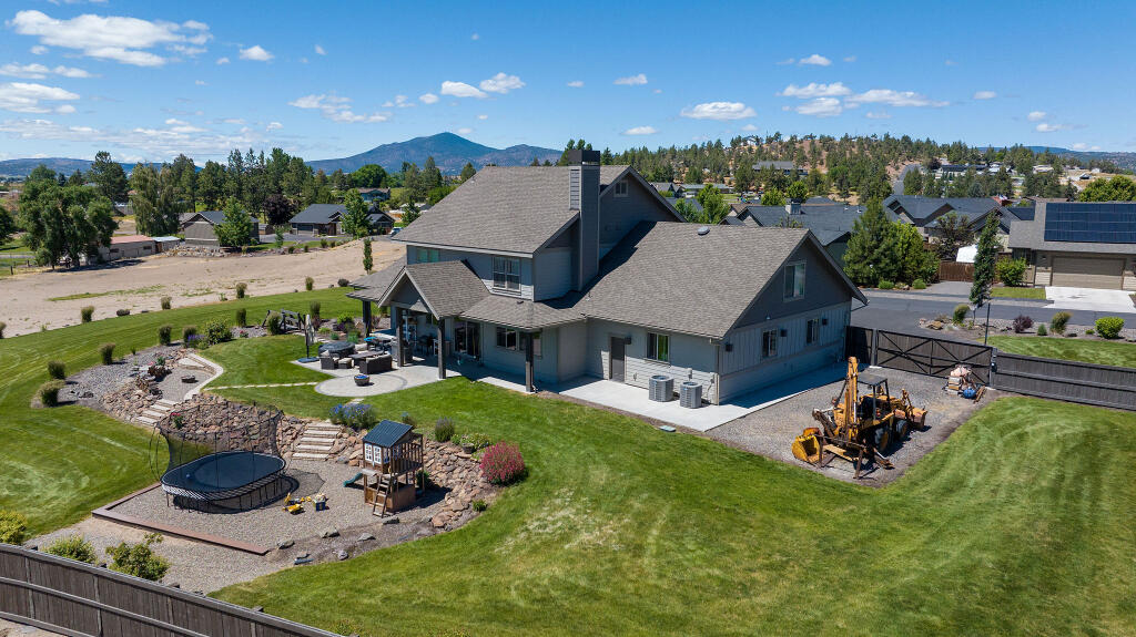 Saddle Ridge - Residential