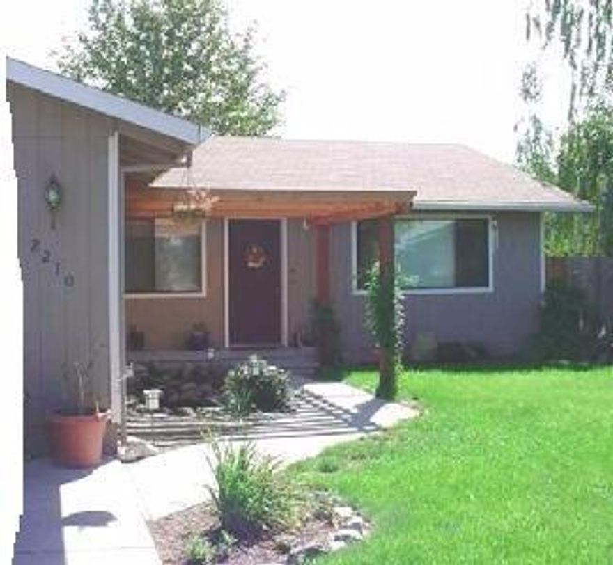 Come and see this beauty. 3 bedrooms, 2 baths and so much to offer this one won't last long!!