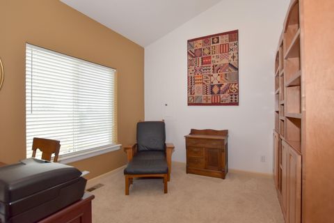 Tiny photo for 2564 SW Valleyview Drive, Redmond, OR 97756 (MLS # 220219793)
