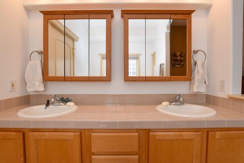 Tiny photo for 2564 SW Valleyview Drive, Redmond, OR 97756 (MLS # 220219793)