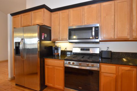 Tiny photo for 2564 SW Valleyview Drive, Redmond, OR 97756 (MLS # 220219793)