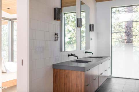 Tiny photo for 61865 Hosmer Lake Drive, Bend, OR 97702 (MLS # 220227237)