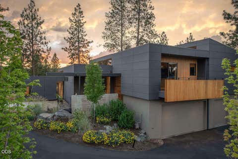 Tiny photo for 61865 Hosmer Lake Drive, Bend, OR 97702 (MLS # 220227237)