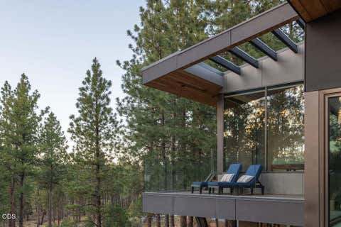 Tiny photo for 61865 Hosmer Lake Drive, Bend, OR 97702 (MLS # 220227237)