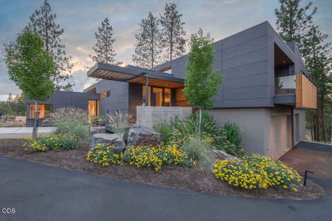 Tiny photo for 61865 Hosmer Lake Drive, Bend, OR 97702 (MLS # 220227237)