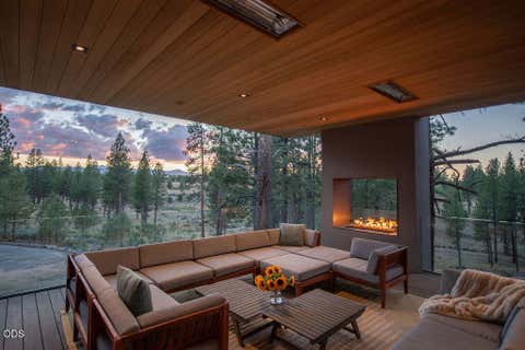 Tiny photo for 61865 Hosmer Lake Drive, Bend, OR 97702 (MLS # 220227237)