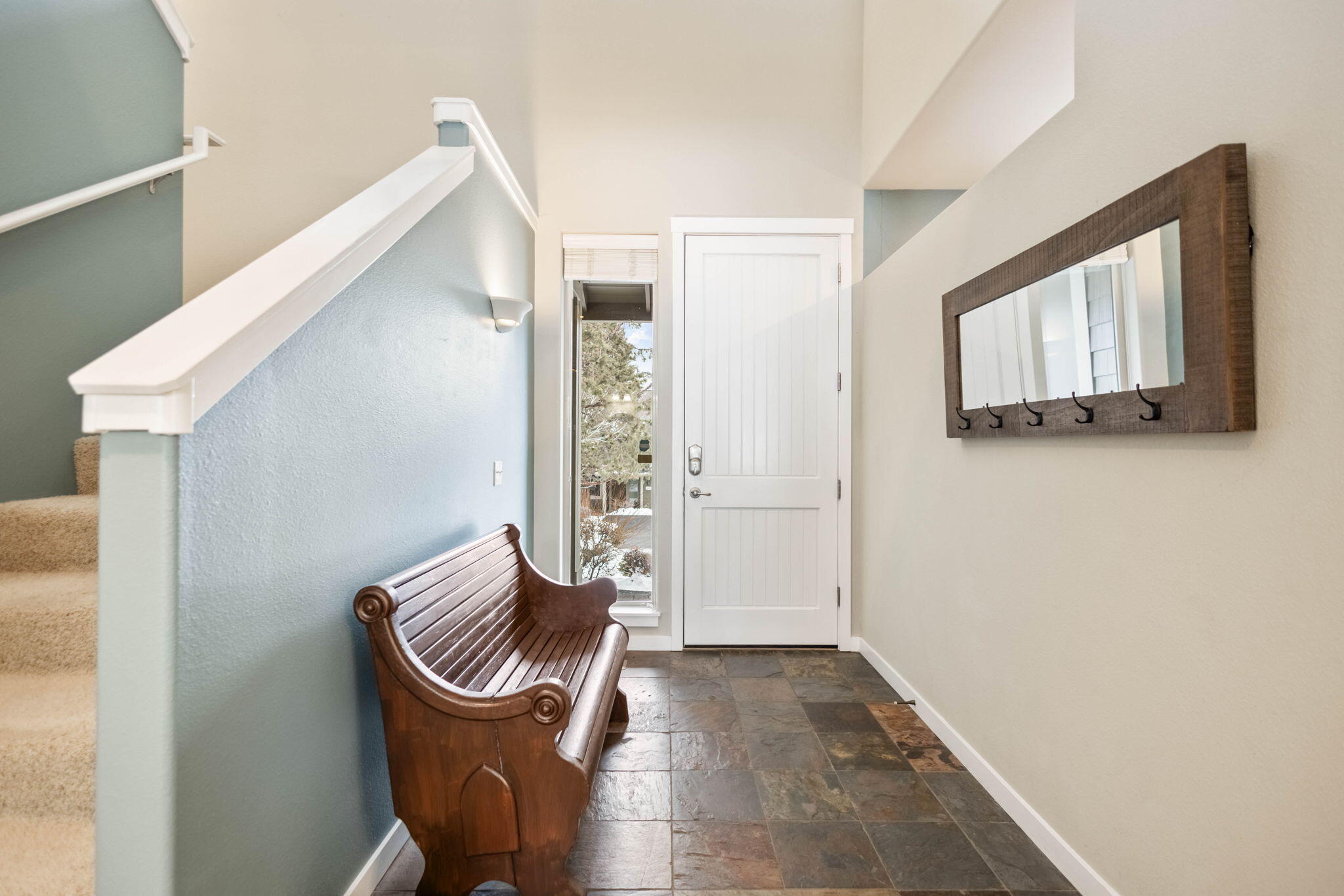 1421 Highland View Loop