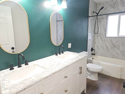 Tiny photo for 2215 Eberlein Avenue, Klamath Falls, OR 97601 (MLS # 220213416)