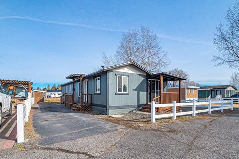 64900 Hunnell Road Bend OR 97703