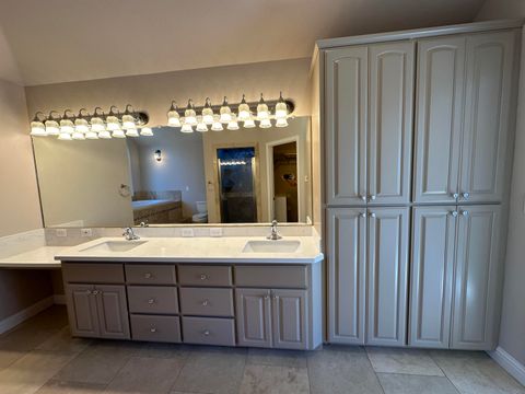 Tiny photo for 10712 Kestrel Road, Klamath Falls, OR 97601 (MLS # 220211424)