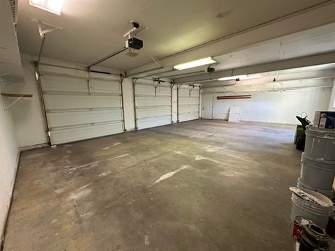 Tiny photo for 10712 Kestrel Road, Klamath Falls, OR 97601 (MLS # 220211424)