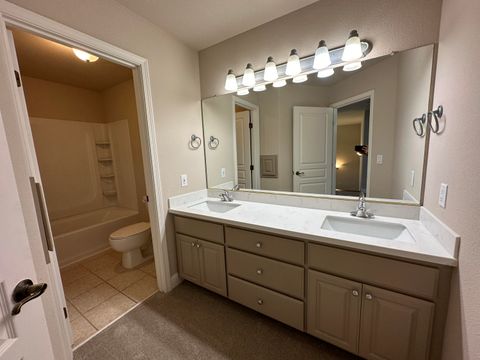 Tiny photo for 10712 Kestrel Road, Klamath Falls, OR 97601 (MLS # 220211424)