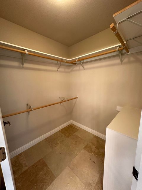 Tiny photo for 10712 Kestrel Road, Klamath Falls, OR 97601 (MLS # 220211424)