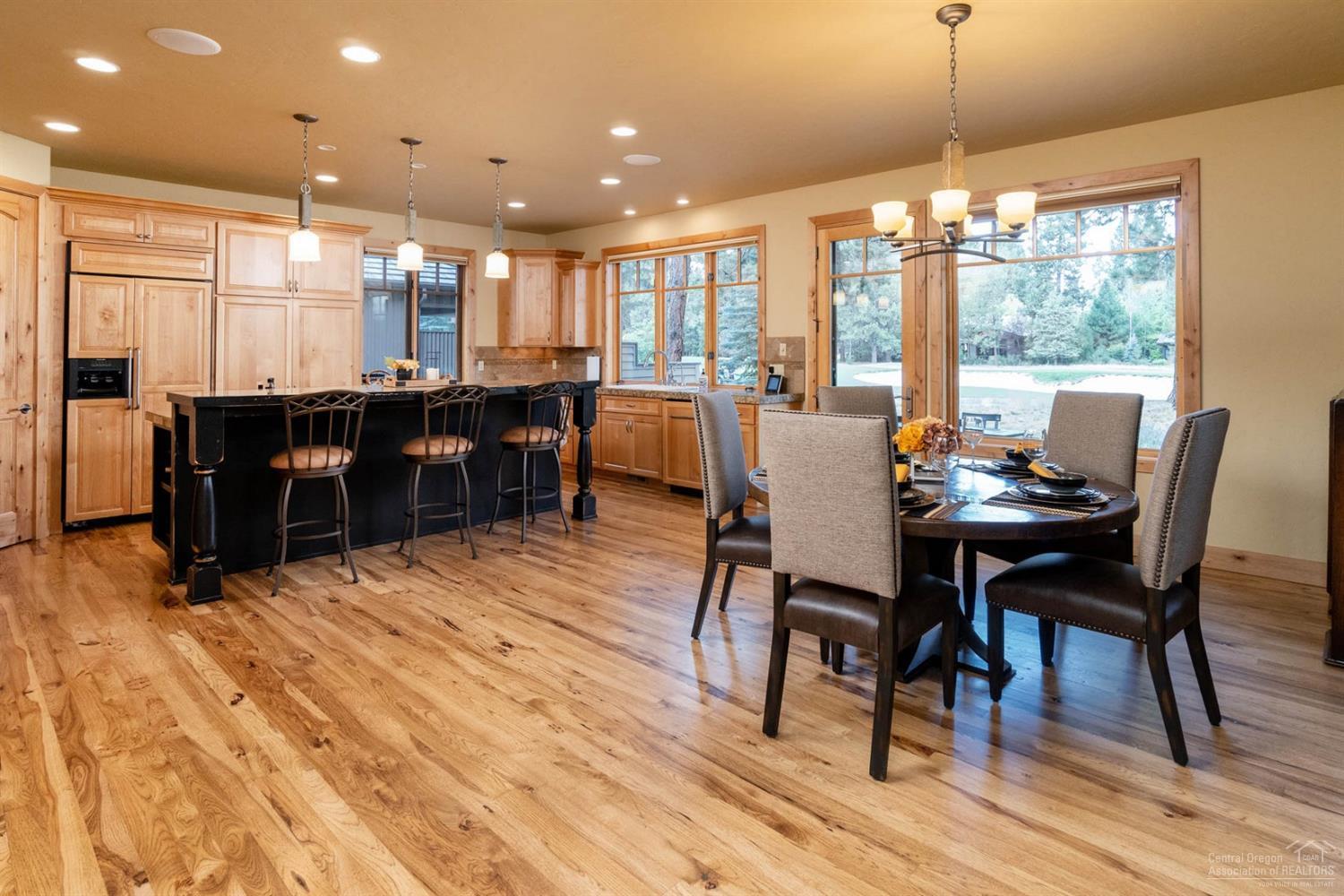 Broken Top - Residential