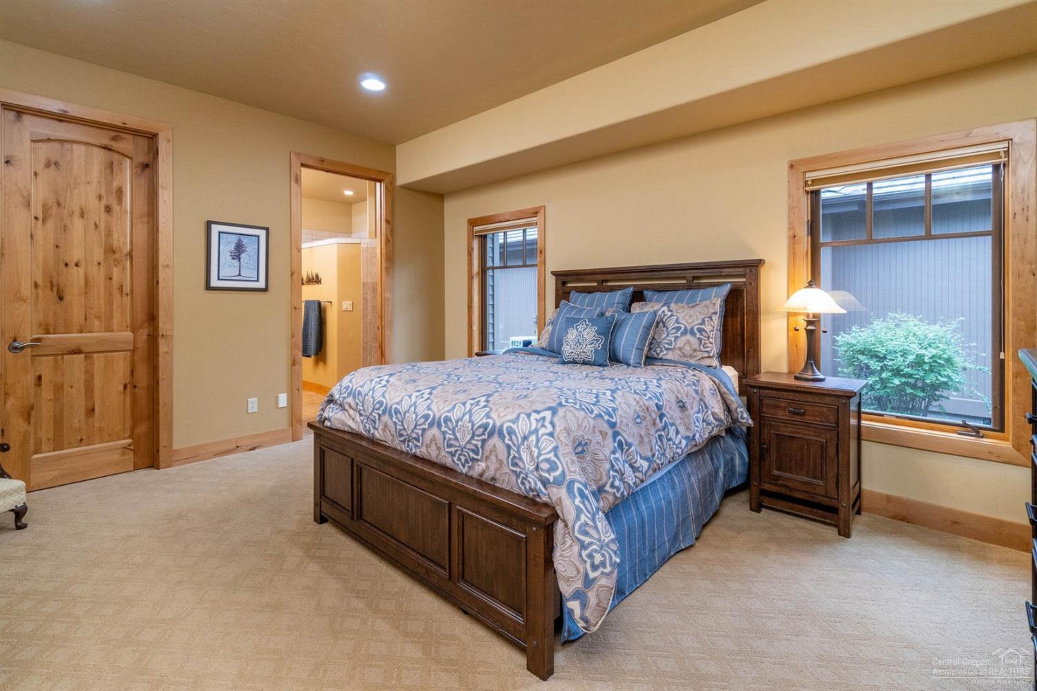 Broken Top - Residential