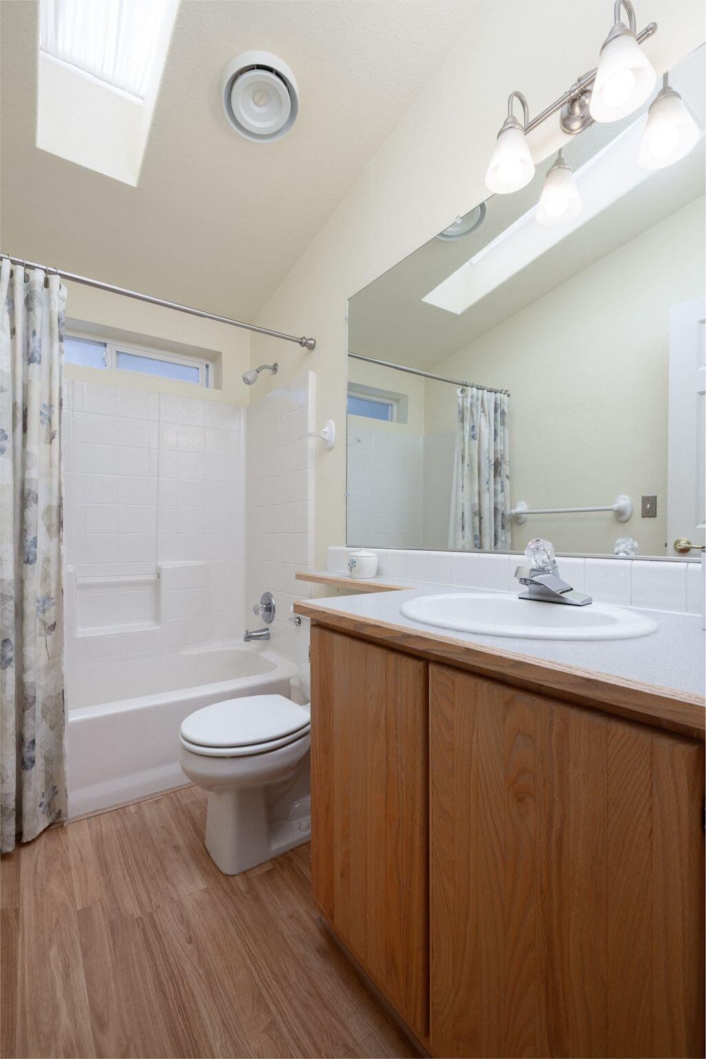 Sun Forest Estates - Residential