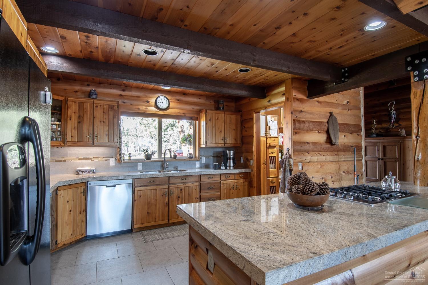 Panoramic View Est - Residential