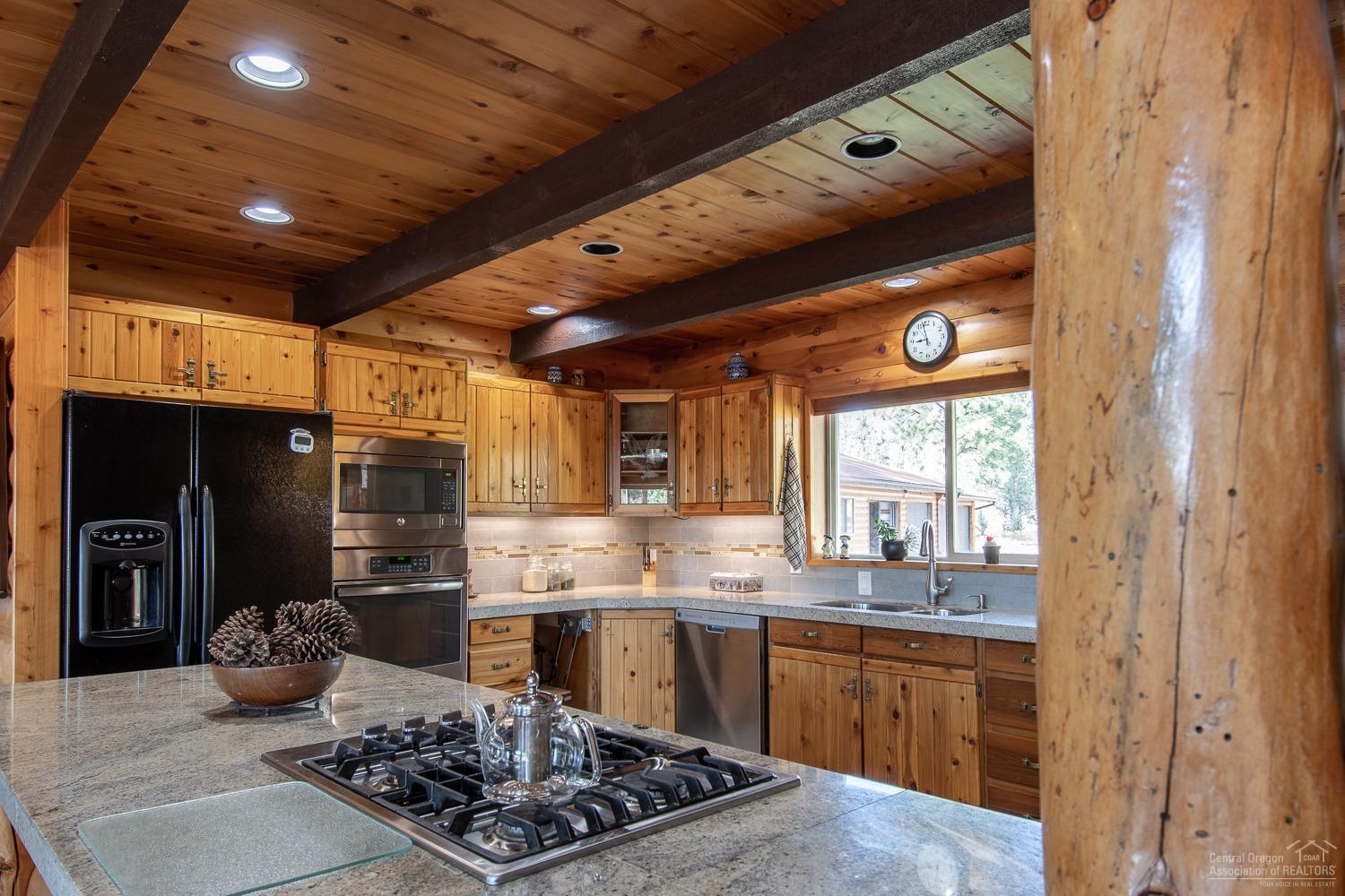 Panoramic View Est - Residential