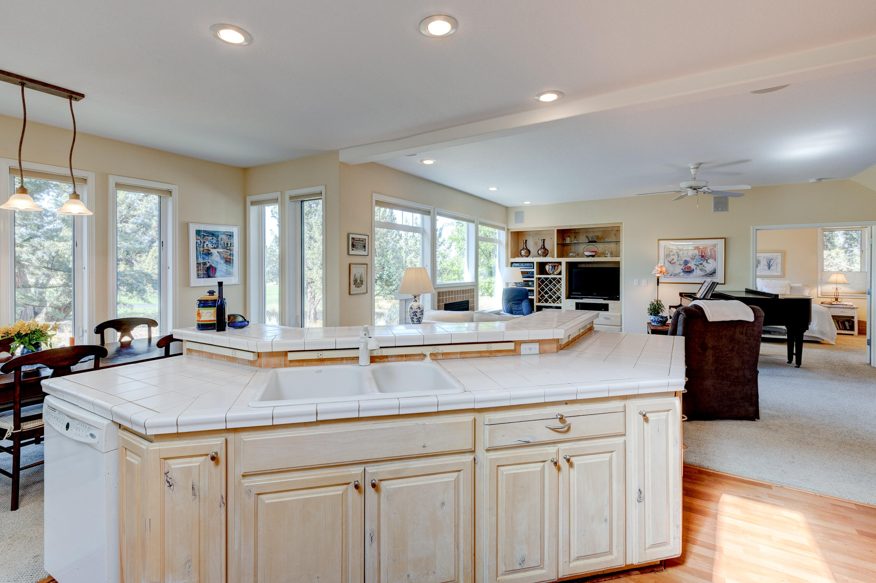 Eagle Crest - Residential