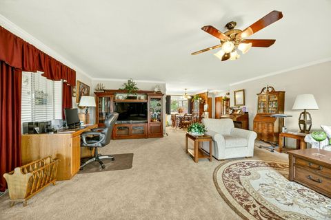 Tiny photo for 185 October Lane, Merlin, OR 97532 (MLS # 220219929)