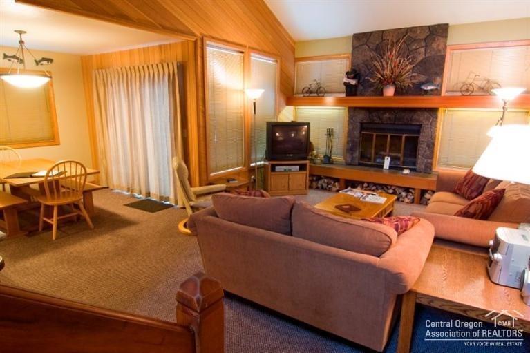 Quelah Condos - Residential