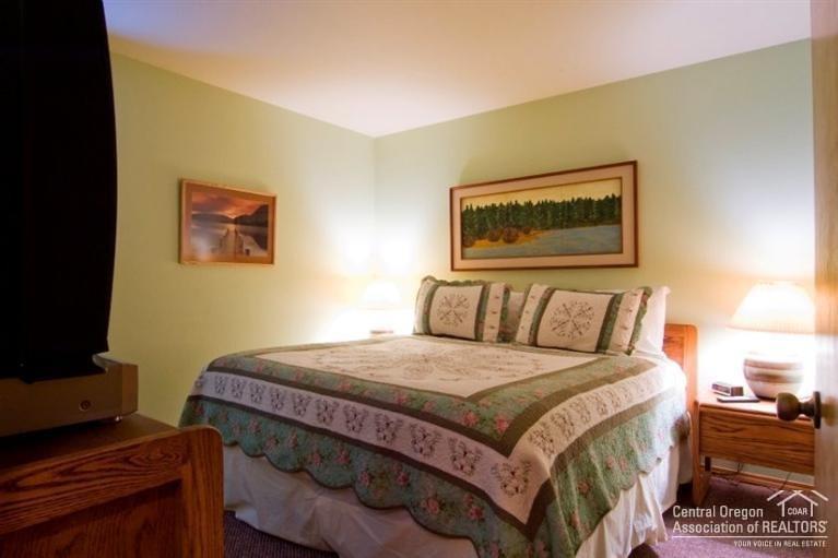 Quelah Condos - Residential