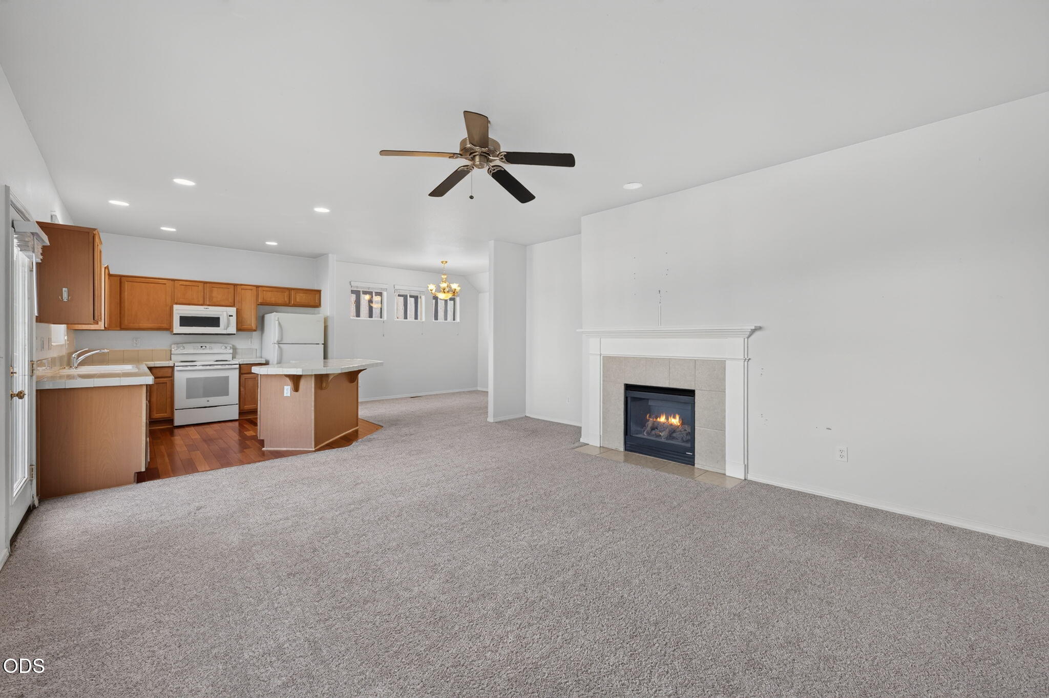 2836 NE Sedalia Loop