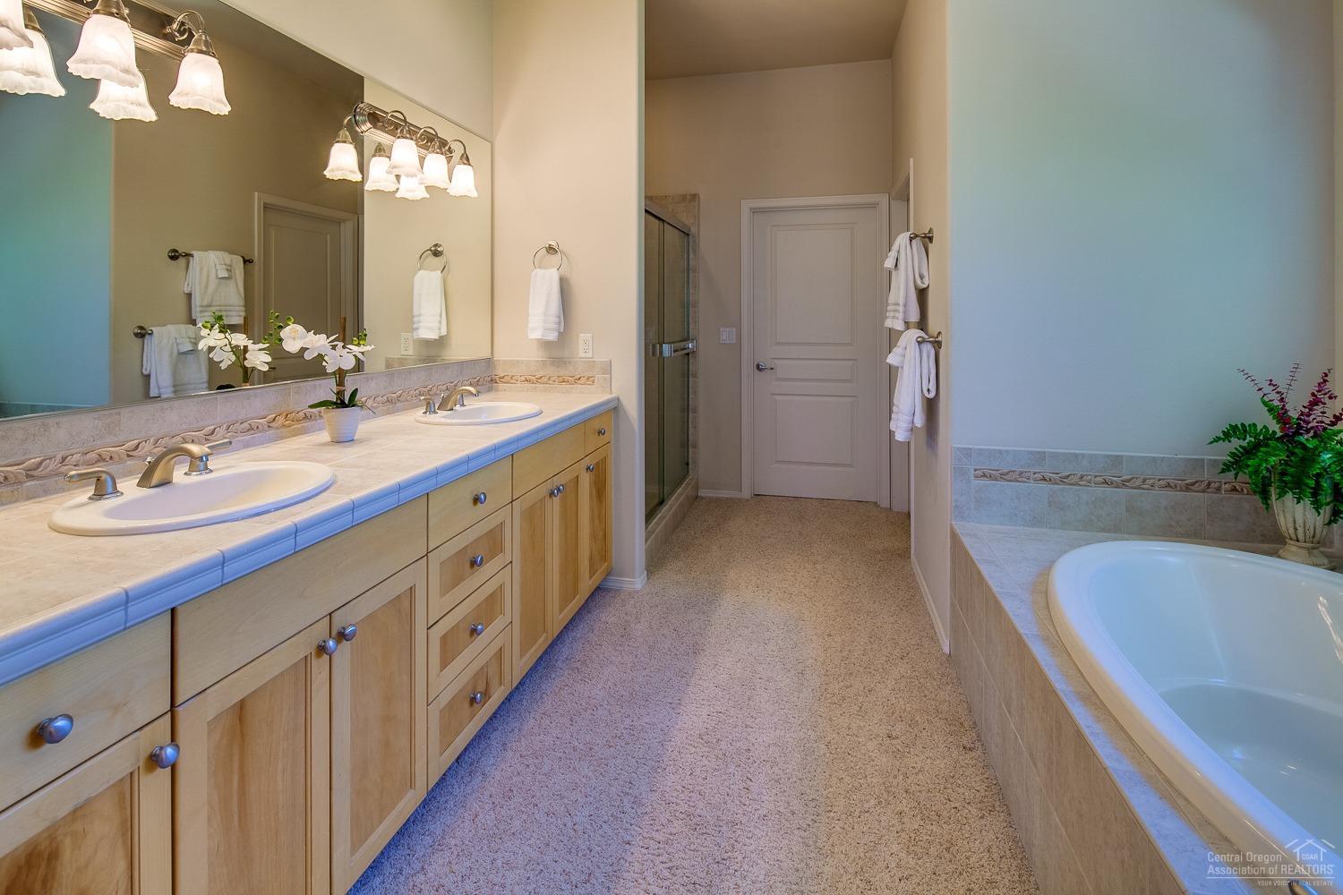 Eagle Crest - Residential