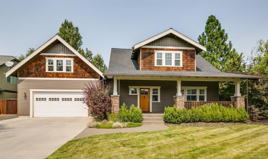Stunning home with high end finishes in Bend's desirable Ridgewater neighborhood. Downstairs features walnut floors, custom built in breakfast nook, beautiful gas fireplace, granite counters and custom lacquered cabinets. Two master bedrooms with tiled showers and a oversize soaking tub. Large bonus room above garage with wet bar. The beautifully landscaped park-like backyard features an exposed aggregate patio and built in outdoor kitchen. Community park and jogging trails only a block away.