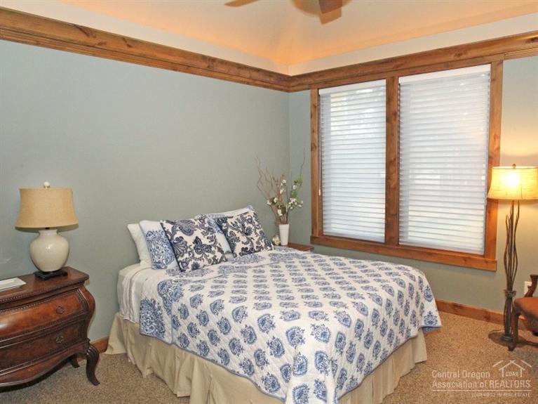 Broken Top - Residential