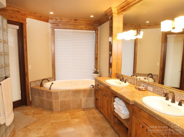 Broken Top - Residential