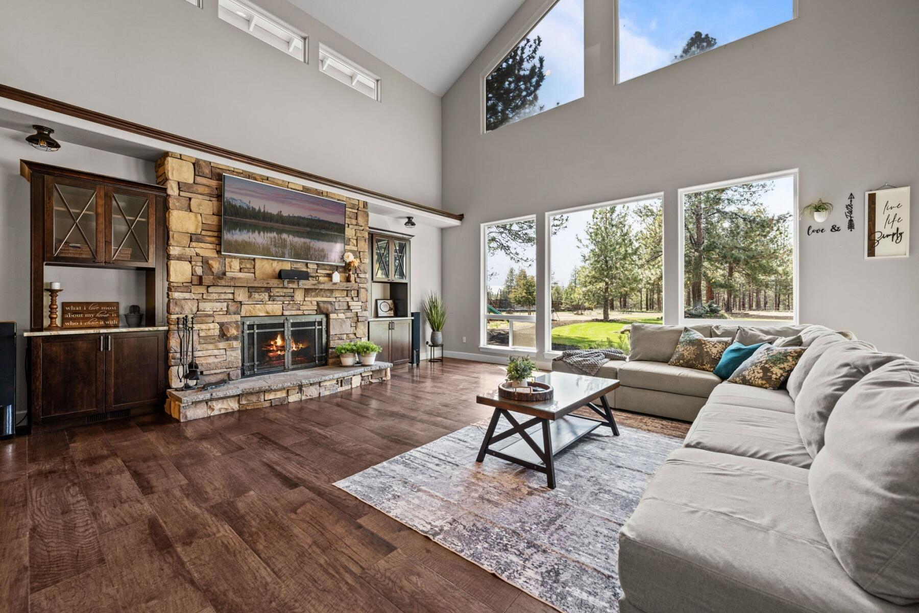 Woodside Ranch - Residential