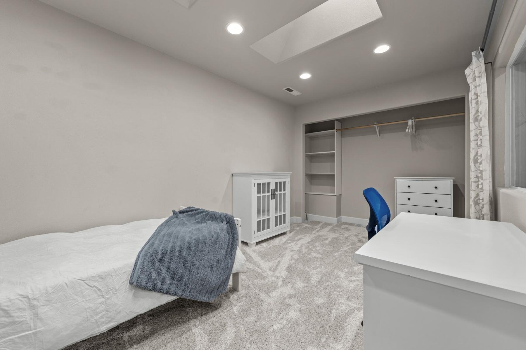 Woodside Ranch - Residential