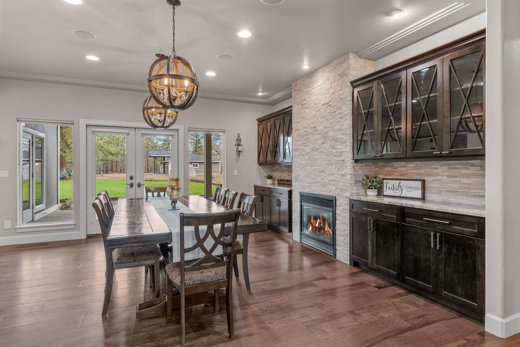 Woodside Ranch - Residential