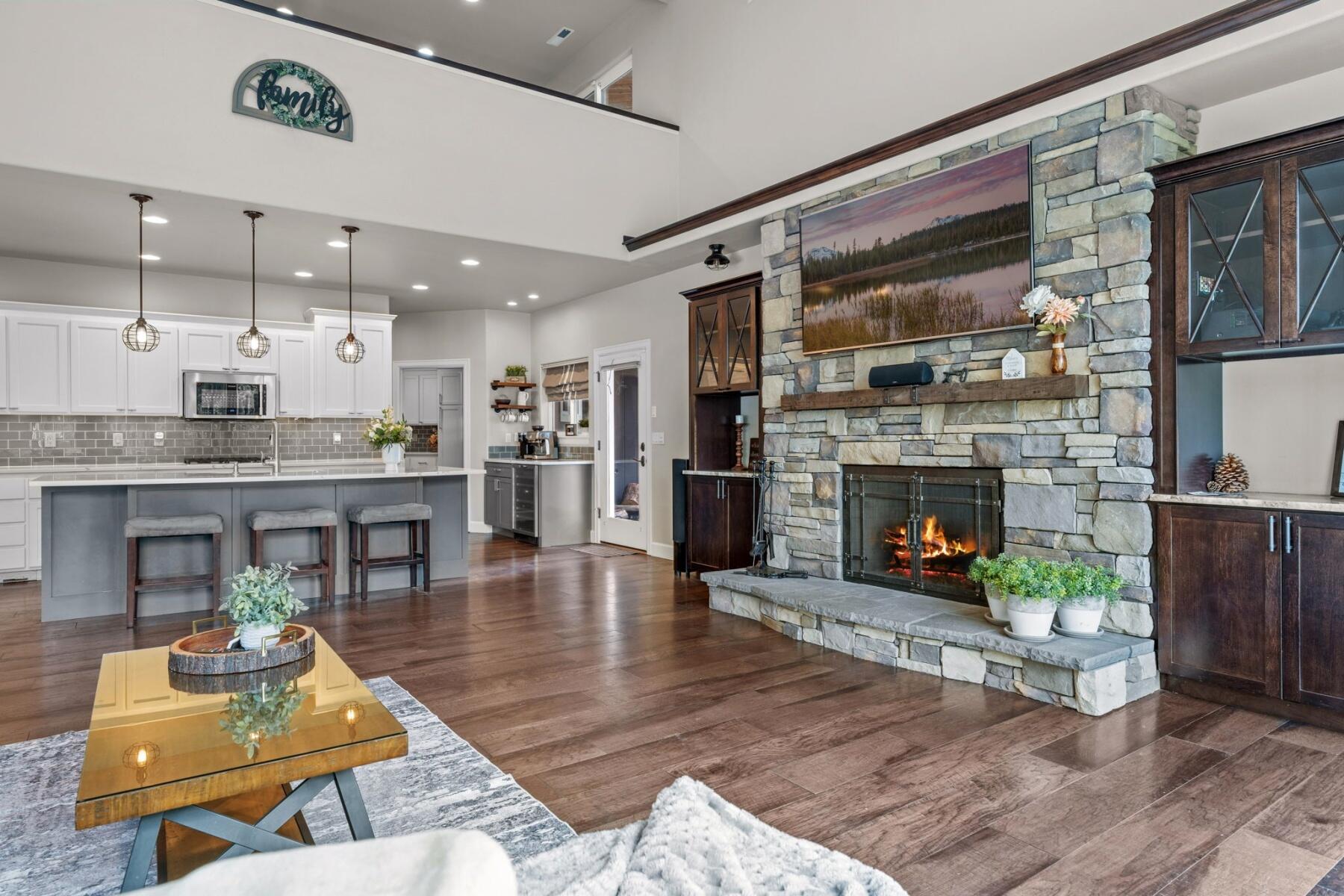 Woodside Ranch - Residential