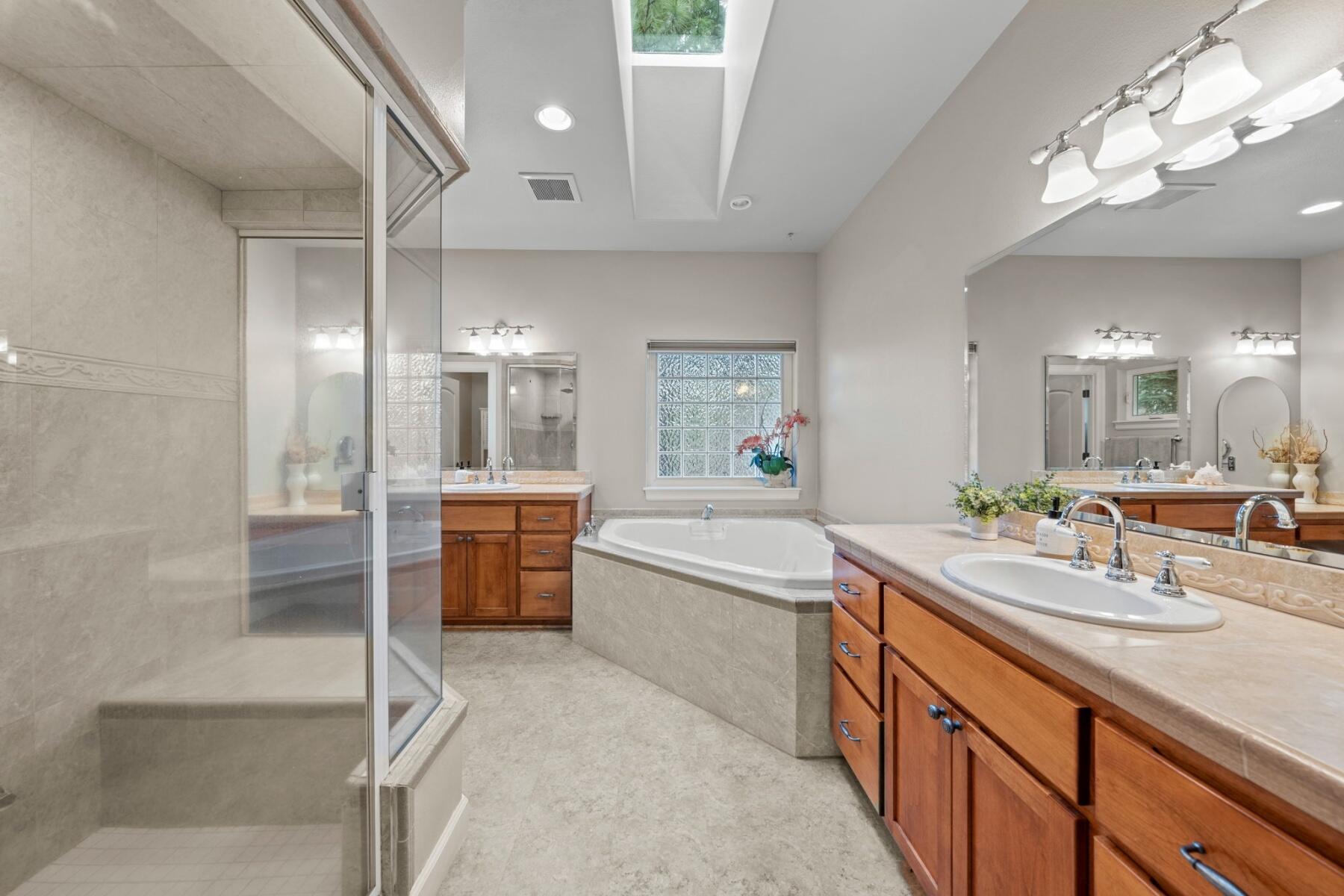 Woodside Ranch - Residential