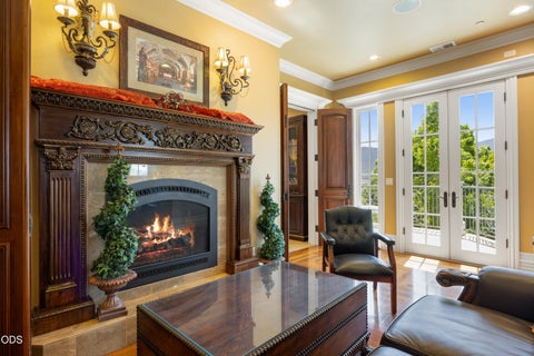 Tiny photo for 200 Belle Fiore Lane, Ashland, OR 97520 (MLS # 220223437)